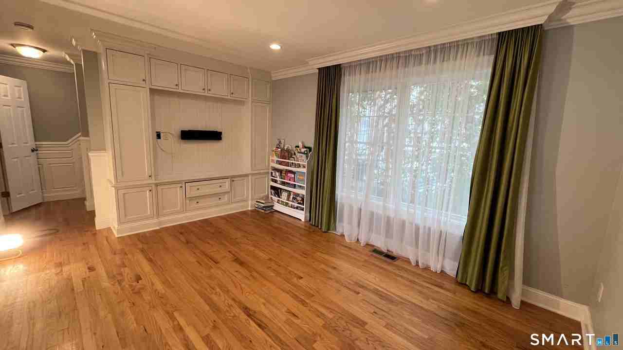 59 Liberty St #41 - Photo 6 of 19