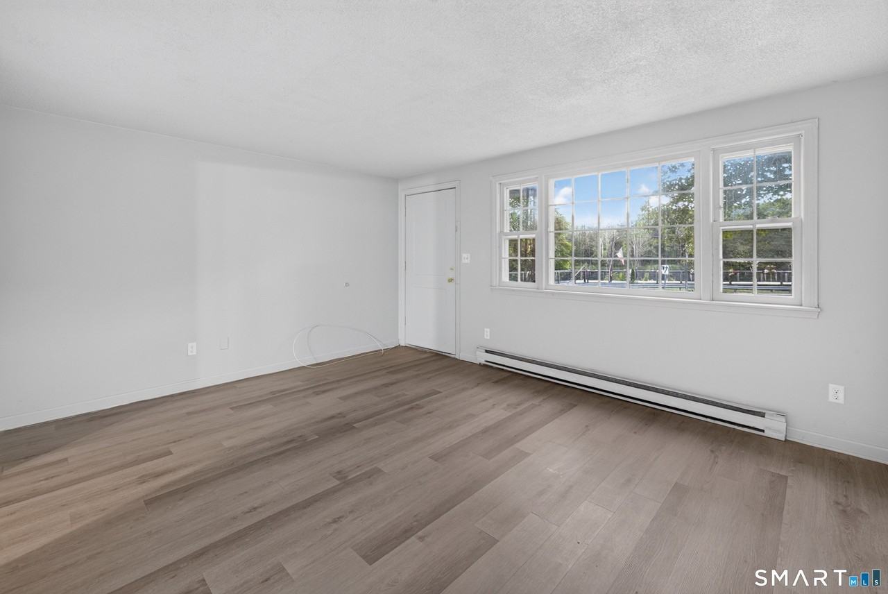 11B Maple Ave - Photo 4 of 23