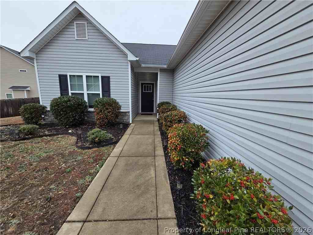 2044 Stonewash Dr - Photo 2 of 37