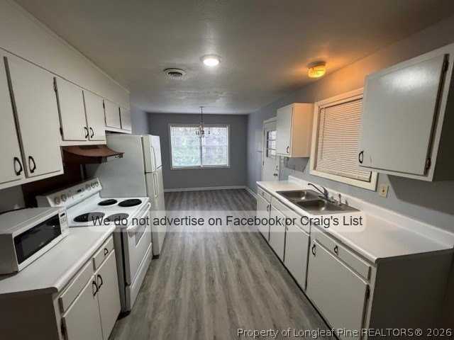 1021 W Rowan St #G - Photo 3 of 8