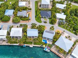 featured image of 129 N Indies Dr