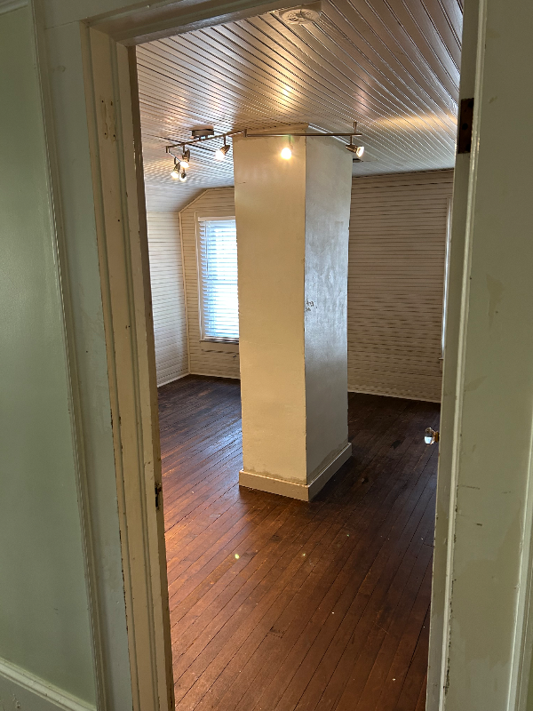 2187 Hickory Tree Rd - Photo 7 of 15
