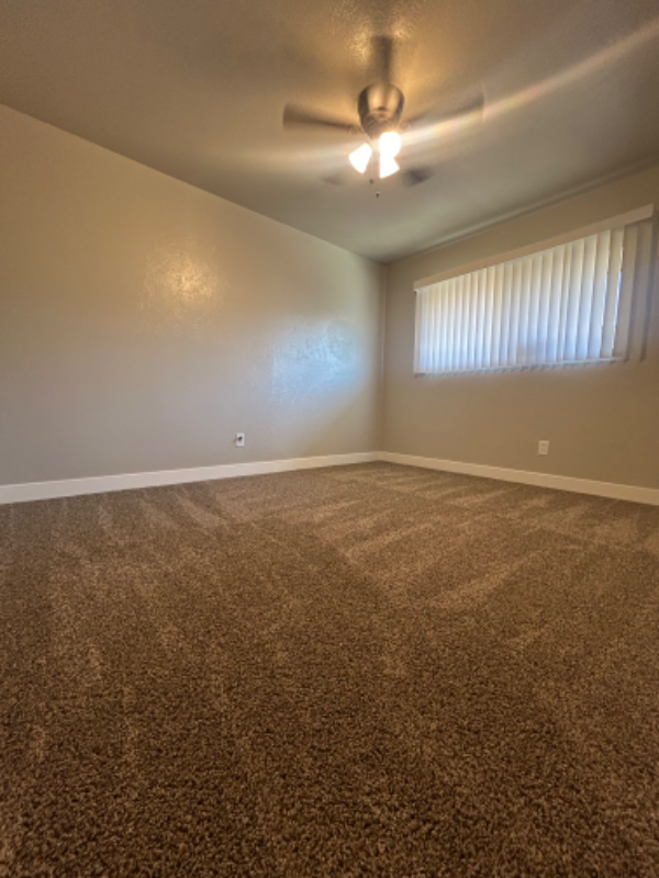 3323 E Clinton Ave - Photo 6 of 10