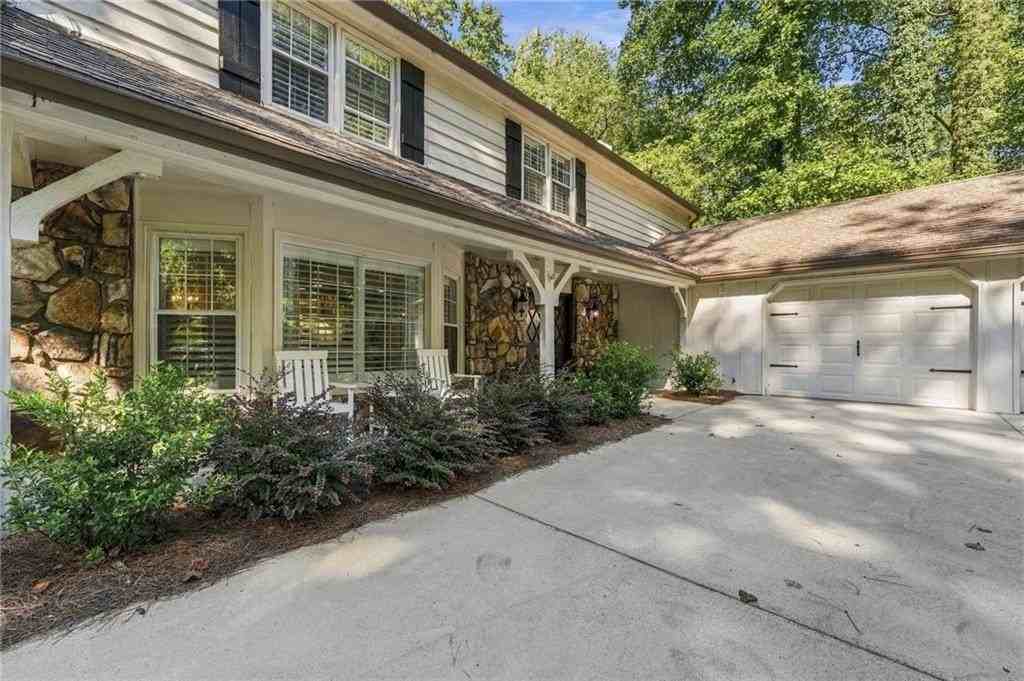 510 Dalrymple Rd - Photo 6 of 50
