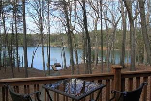 3235 Lakeside Dr - Photo 1 of 1