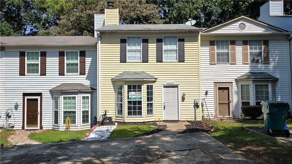 1040 Huntington Trce Se