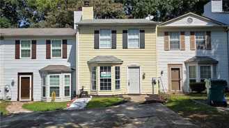 1040 Huntington Trce Se - Photo 1 of 1