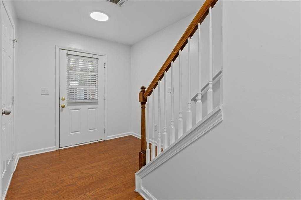 2122 Meadow Peak Rd - Photo 5 of 35