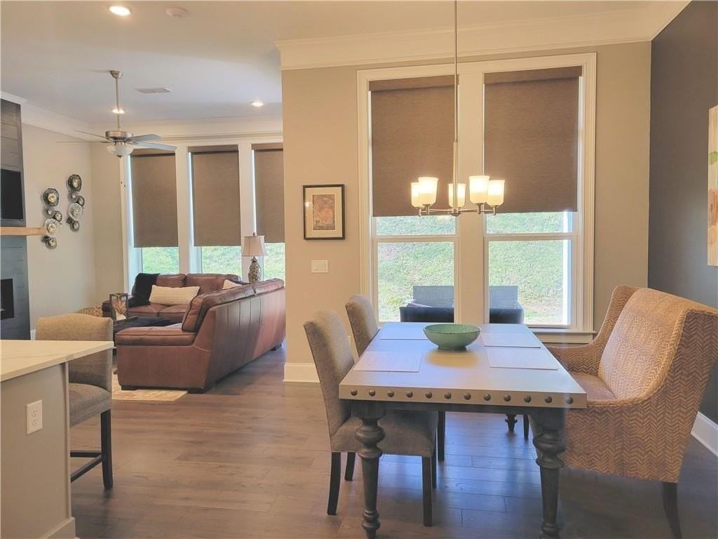 110 Village Green Ave - Photo 4 of 23