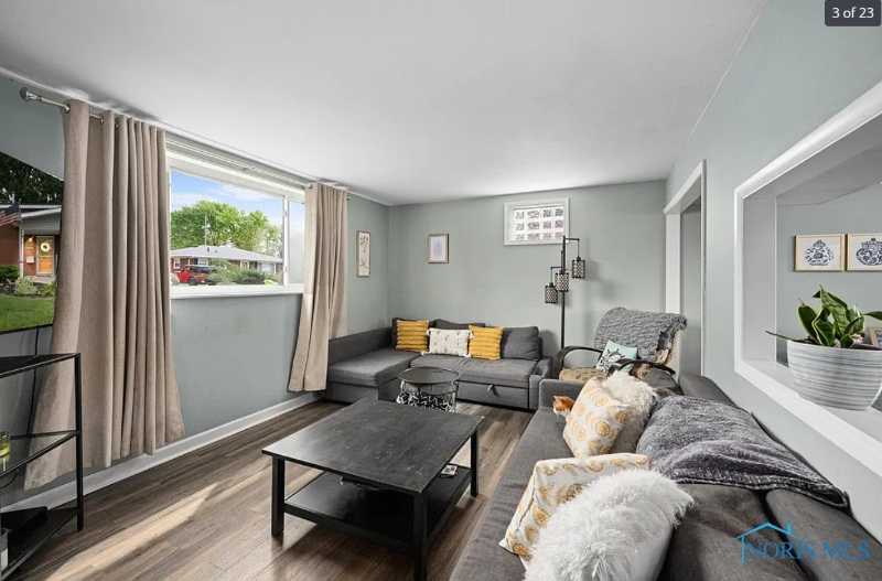 1109 Kirk St - Photo 2 of 16