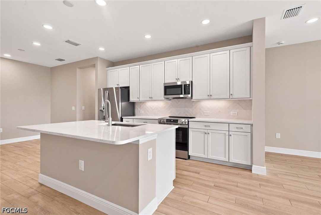 5137 Draco Cir - Photo 4 of 50
