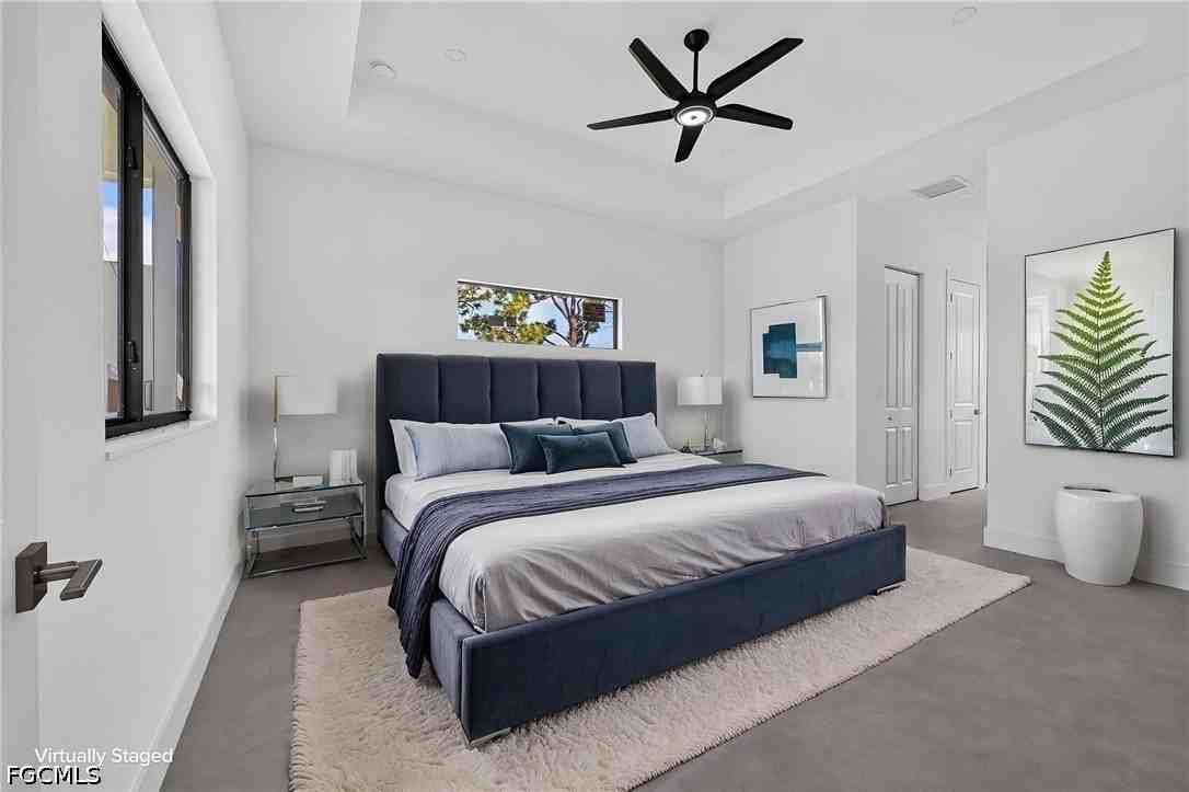 1728 Kismet Pkwy W - Photo 4 of 34