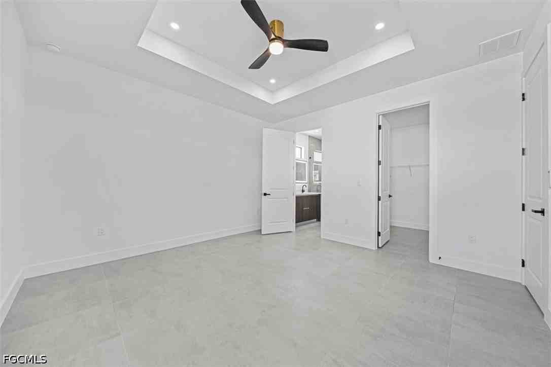 3623 Nw 45th St - Photo 5 of 36