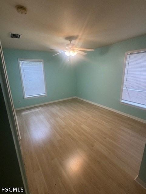 722 Sw 35th St - Photo 3 of 10