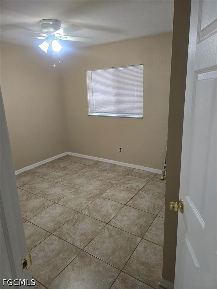 909 Eisenhower Blvd - Photo 4 of 4