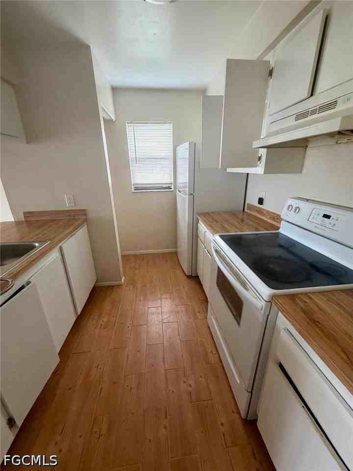 903 Se 13th Ter #A - Photo 6 of 15
