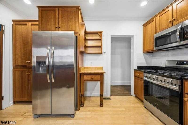 44 Walnut Cres - Photo 6 of 23