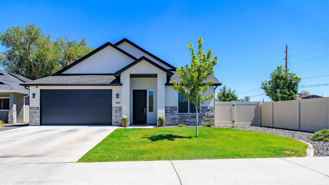 450 Fox Meadows Ct - Photo 1 of 1