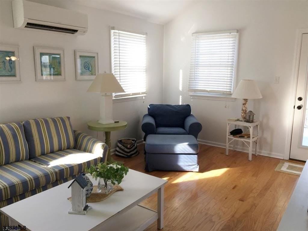 2815 Haven Ave - Photo 4 of 16