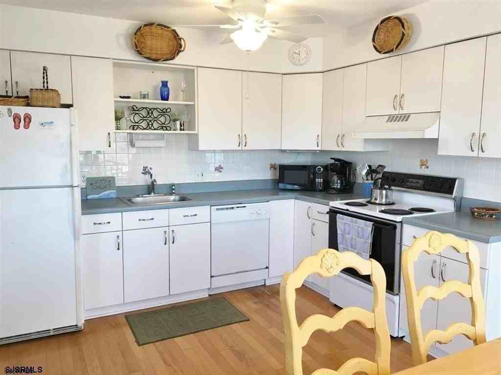 2815 Haven Ave - Photo 7 of 16