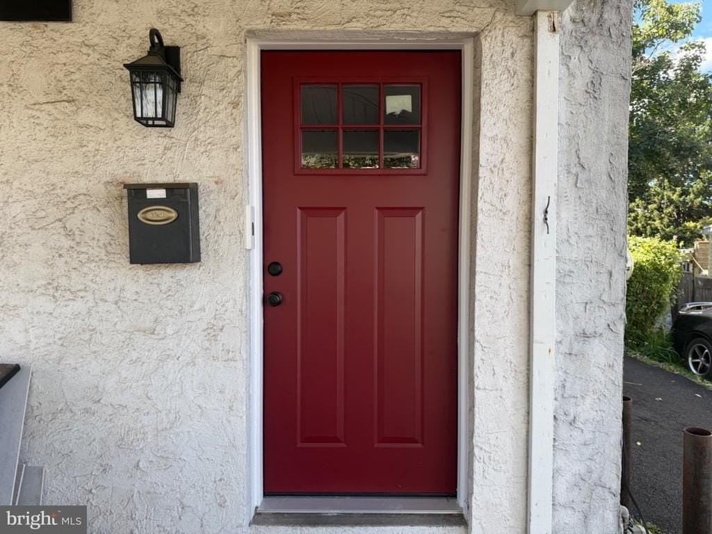 415 Maple St - Photo 3 of 17