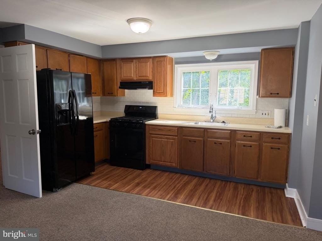 415 Maple St - Photo 6 of 17