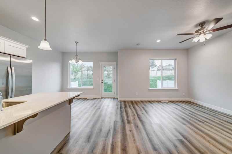 16422 S Bull Spring Ln - Photo 6 of 23