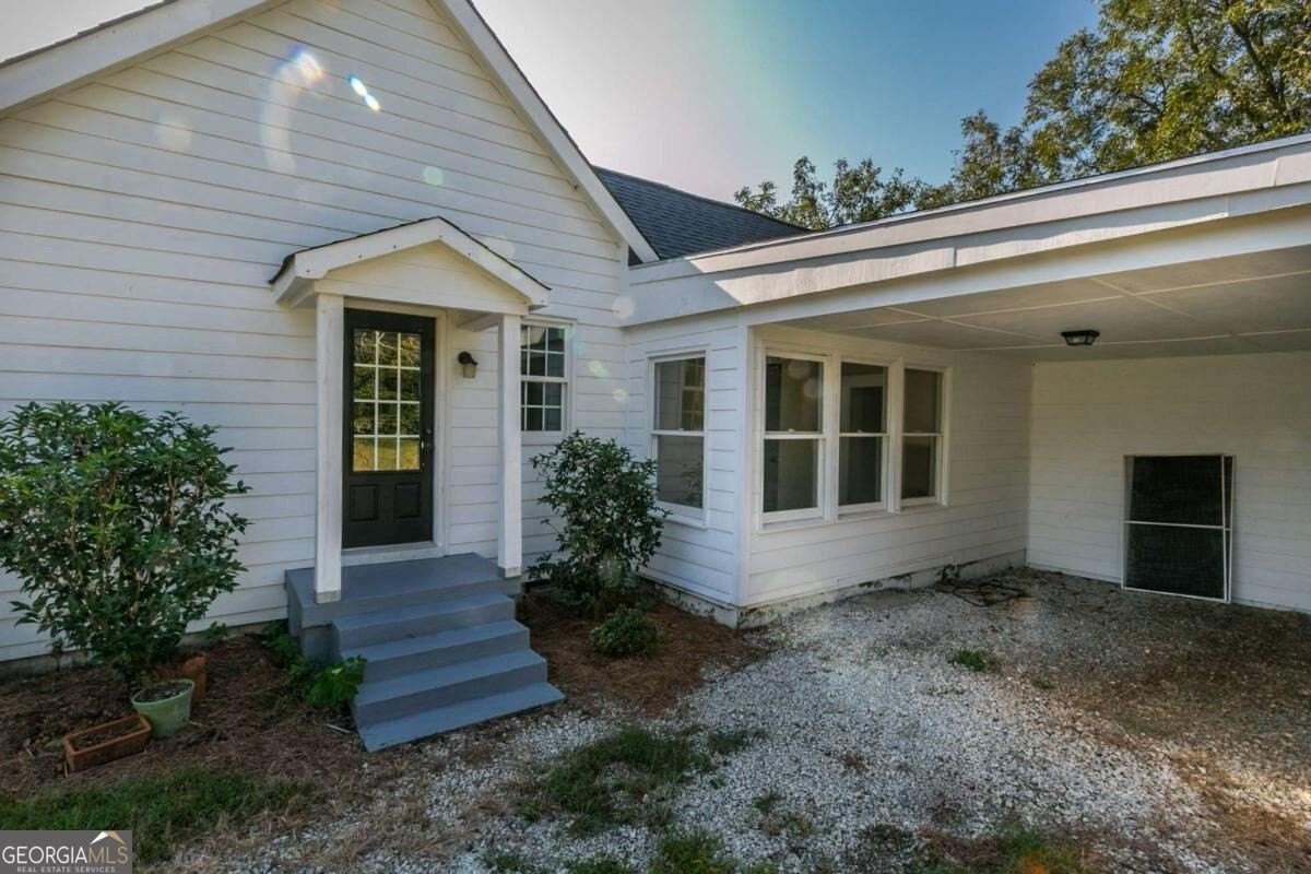 5740 Bostwick Hwy - Photo 3 of 26