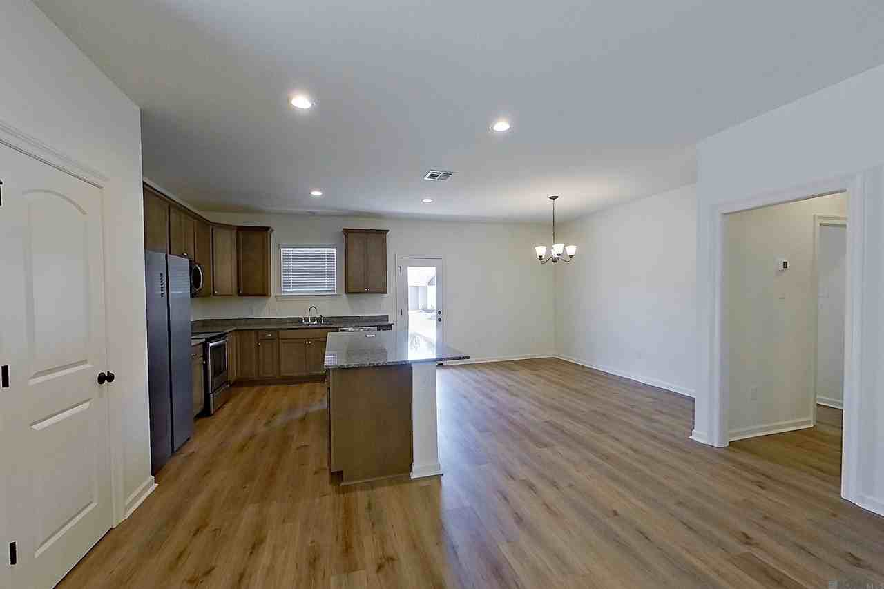 118 Teddy Ln - Photo 3 of 18