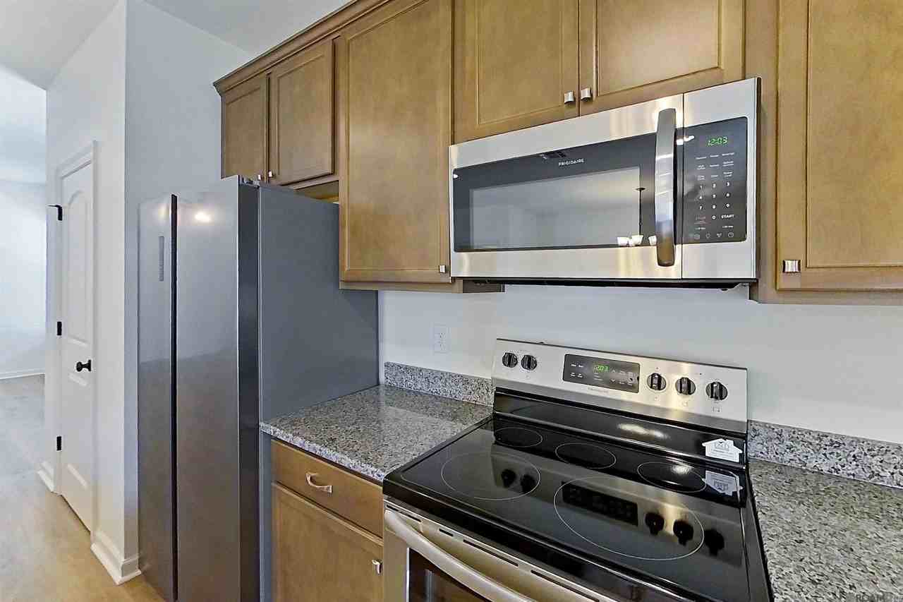 118 Teddy Ln - Photo 5 of 18