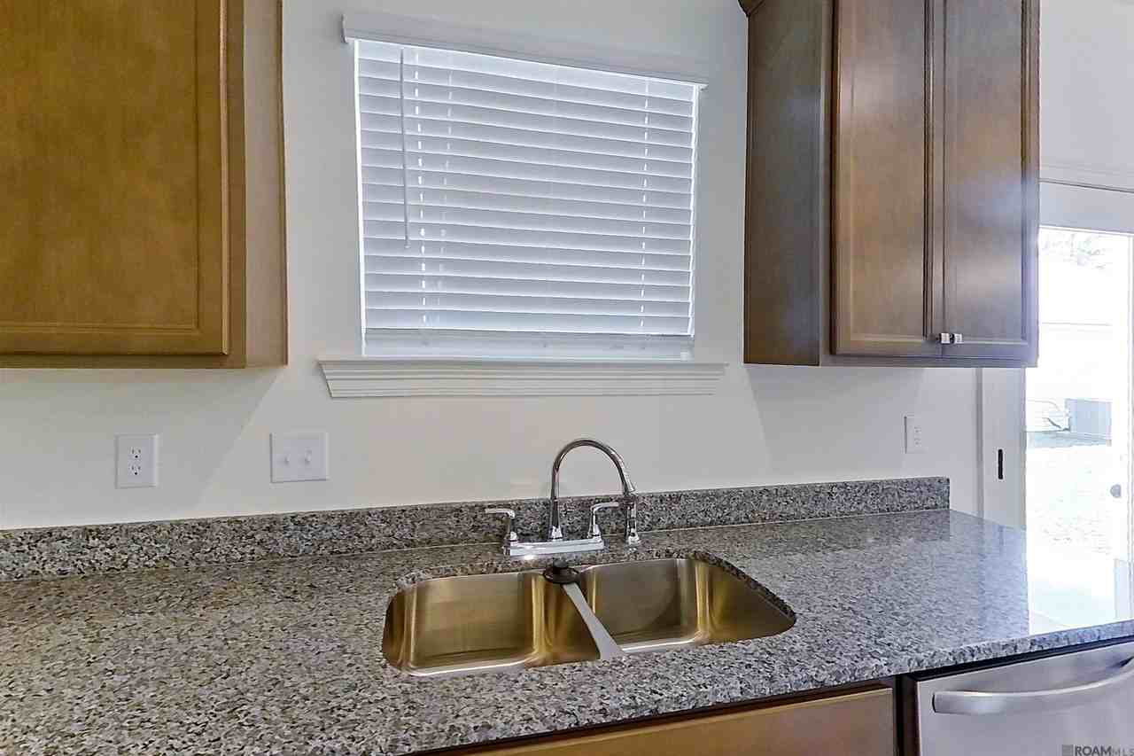 118 Teddy Ln - Photo 6 of 18
