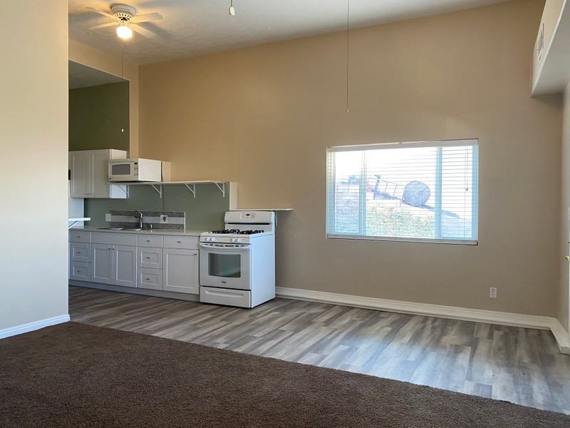 113 N Valley View Dr - Photo 6 of 16