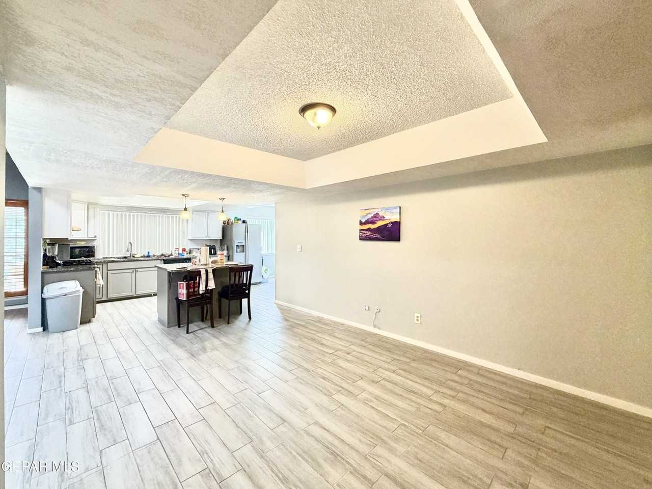11324 Tom Ulozas Dr - Photo 5 of 33