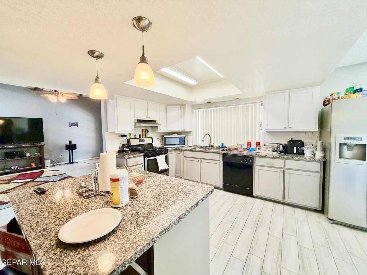 11324 Tom Ulozas Dr - Photo 6 of 33