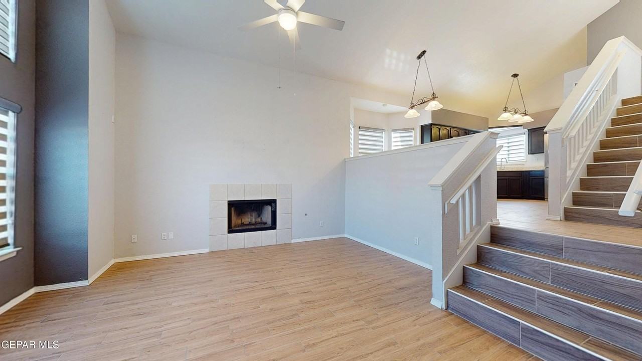 7580 Plaza Taurina Dr - Photo 3 of 42
