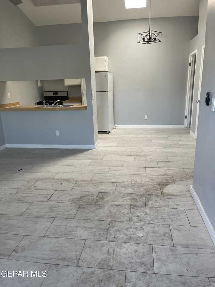 10524 Shannon Pl #D - Photo 2 of 5