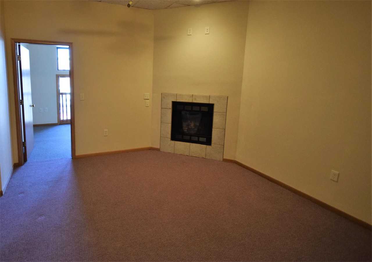88 S Portland, Fond du lac - Photo 2 of 29