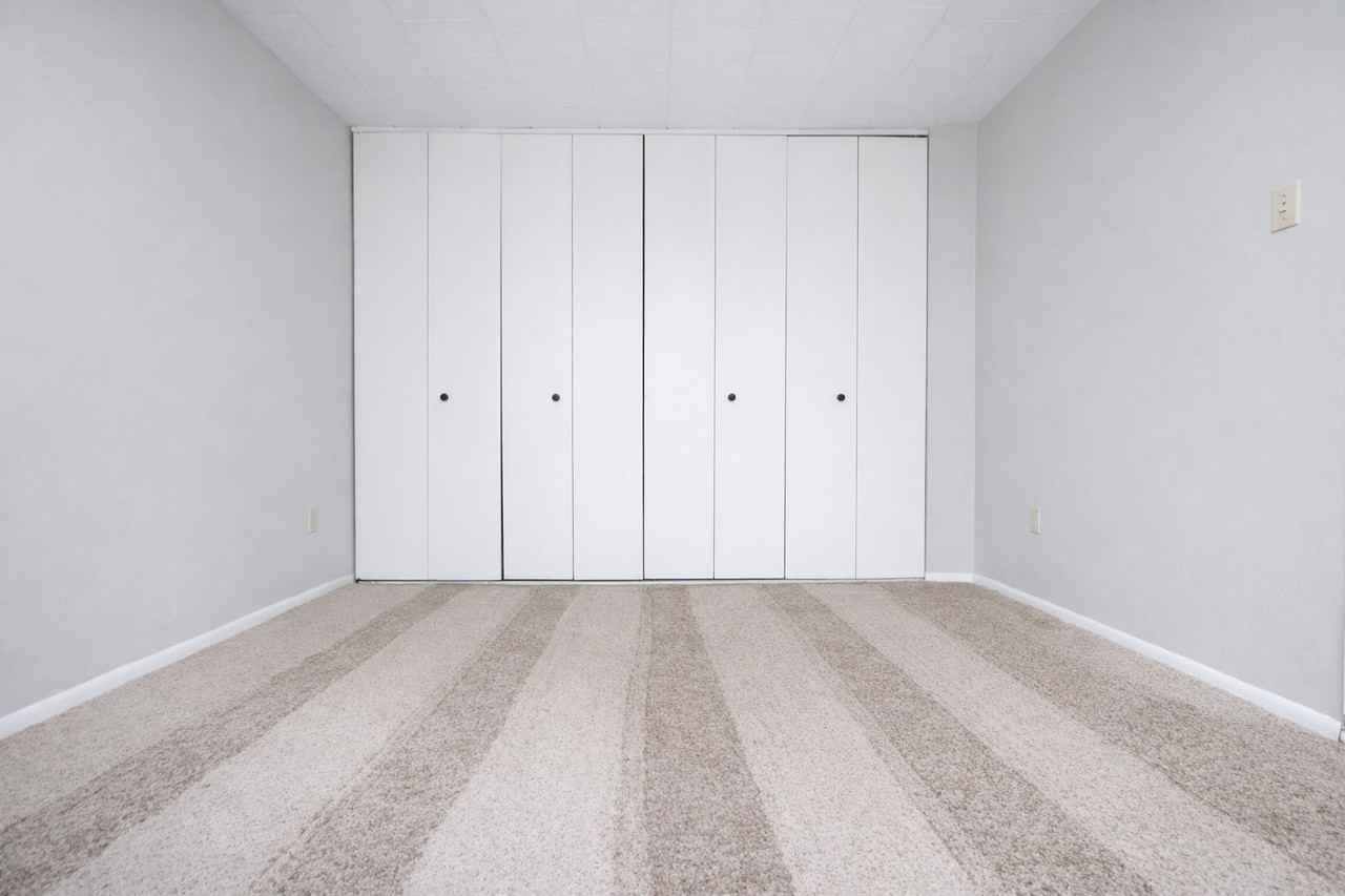 AMADELL APARTMENTS -- 005 - Photo 5 of 6