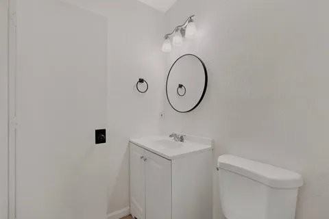 12608 Copper Ave Ne #C - Photo 3 of 9