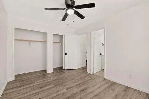 12608 Copper Ave Ne #C - Photo 5 of 9