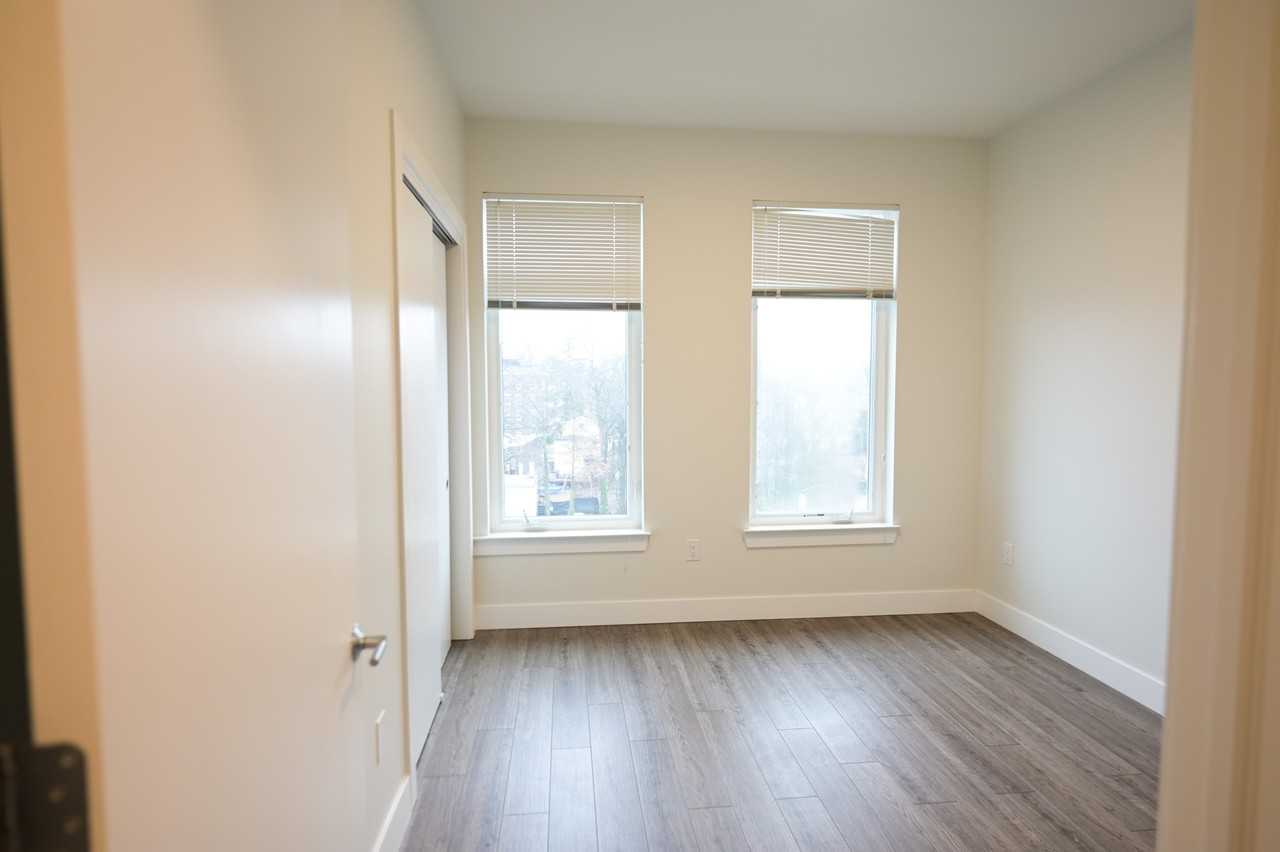 475 William Street - Photo 6 of 50