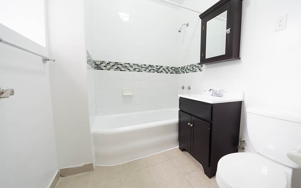 111 S Harrison Street - Photo 6 of 11