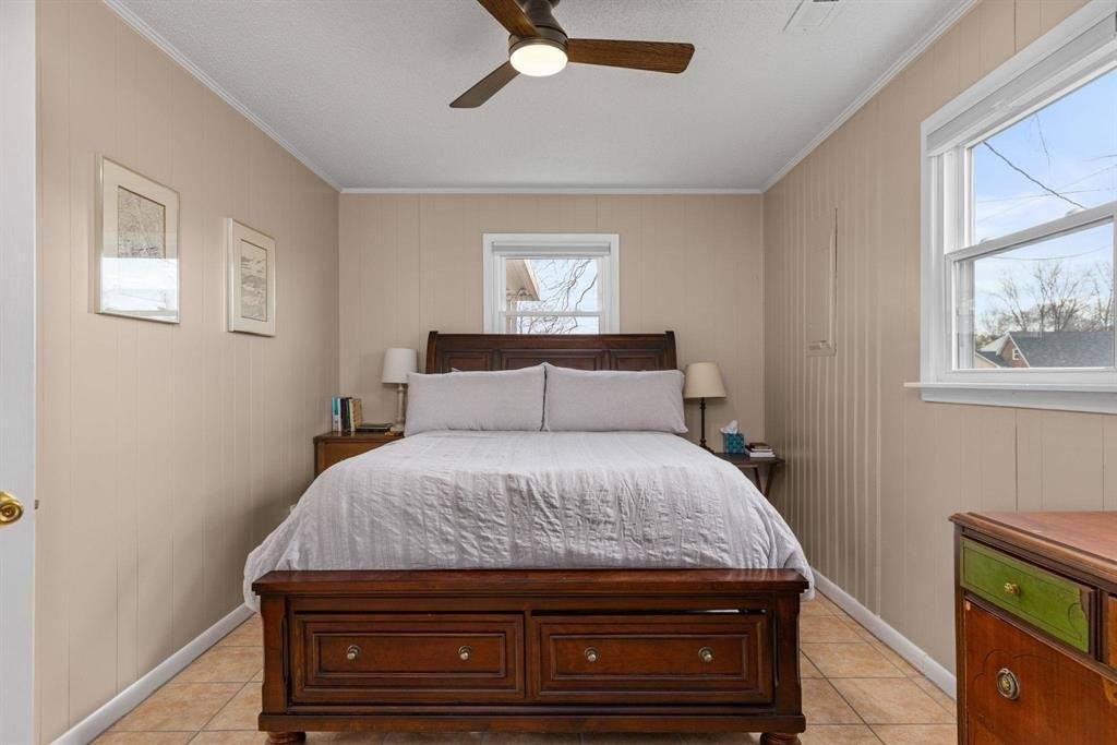 800 Ford Ave - Photo 5 of 18