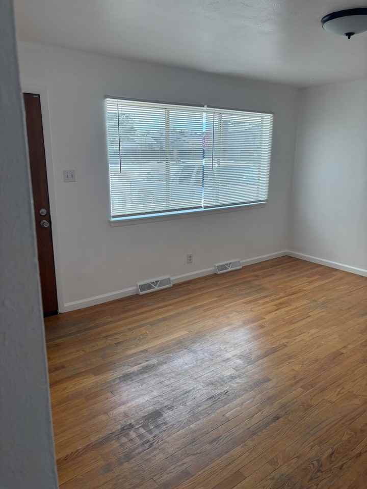 3607 Sheffield Ln - Photo 5 of 14
