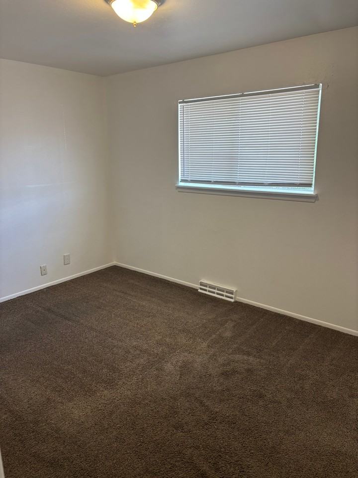 3607 Sheffield Ln - Photo 7 of 14