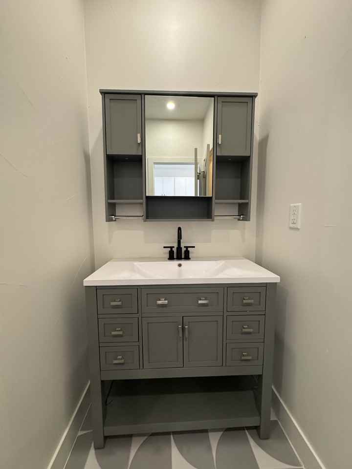 717 West 9th Avenue - Photo 2 of 11
