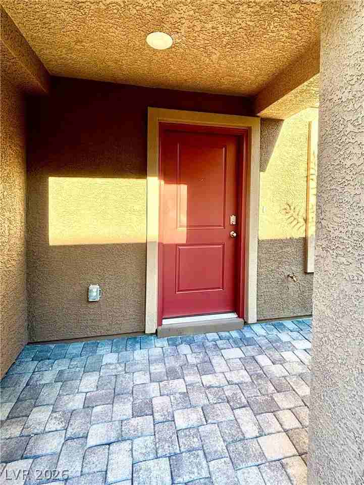 7373 Philip Cove St - Photo 5 of 36