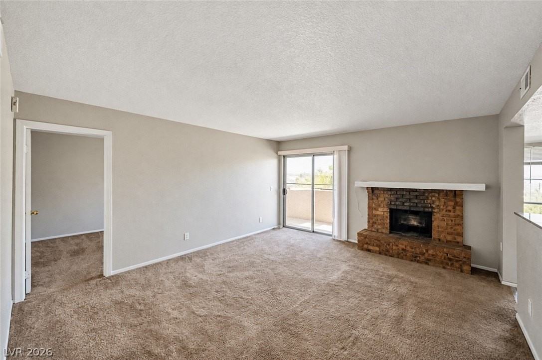 2961 Country Manor Ln #14 - Photo 6 of 19