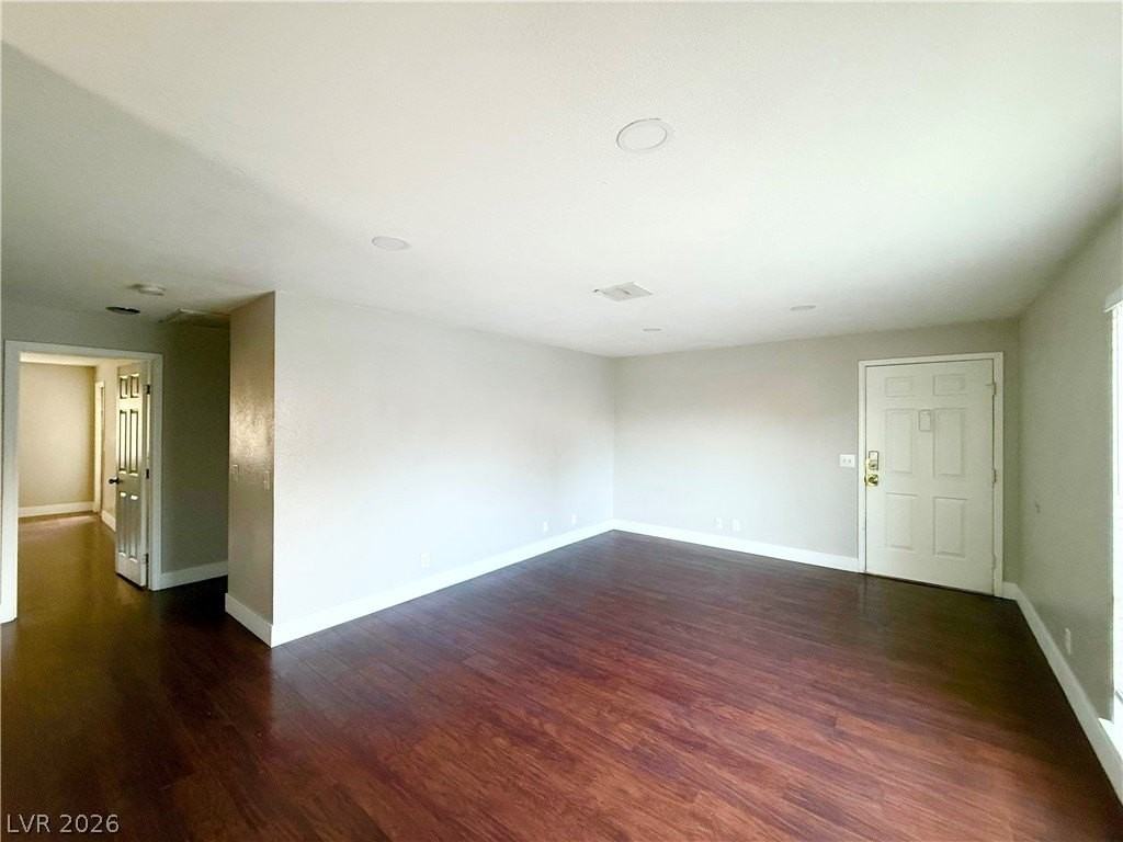 5219 Caliente St #16 - Photo 7 of 13
