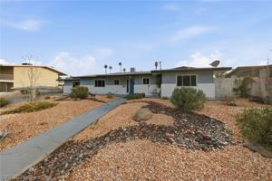featured image of 1631 Ottawa Dr